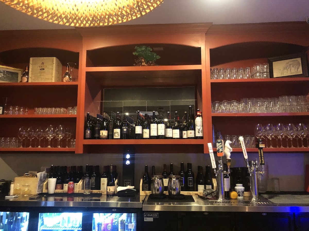 Teddy Wongs Dumplings & Wine